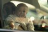 Vaikas automobilyje/ Unsplash