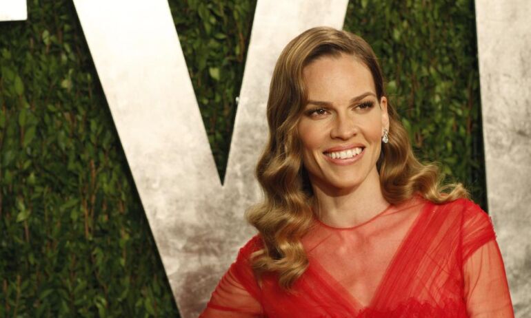 48-erių aktorė Hilary Swank pirmą kartą taps mama: laukiasi dvynukų