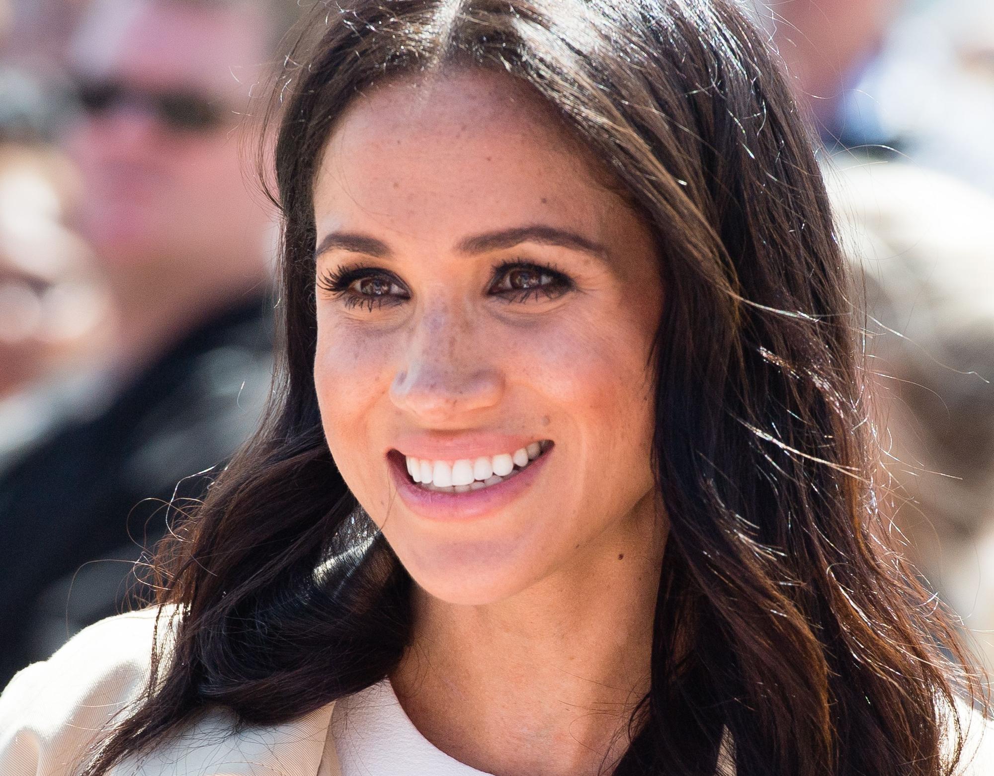 7 nėščios Meghan Markle stiliaus įvaizdžiai