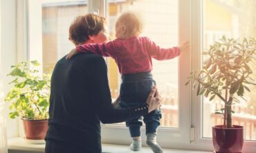 Auklių agentūros vadovė atskleidžia lietuvių įpročius renkantis auklę