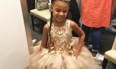 Beyonce mažylę Blue Ivy papuošė 11 tūkst. kainavusia suknele