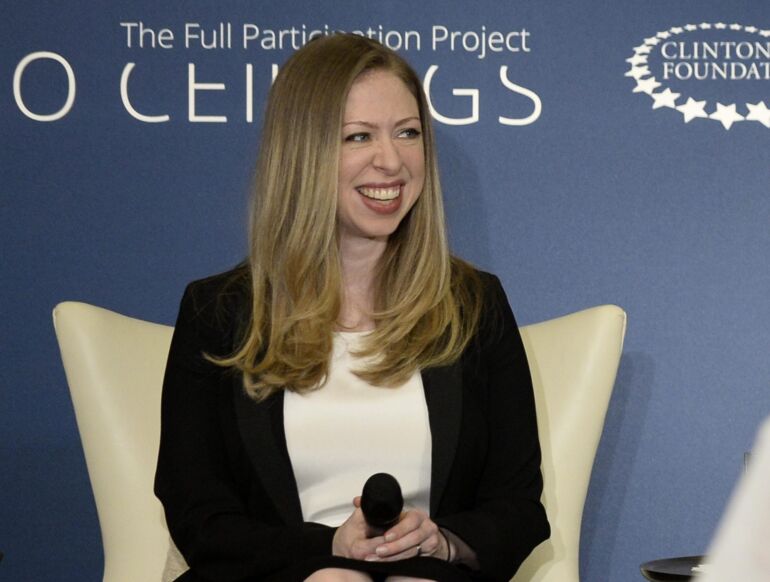 Chelsea Clinton taps daugiavaike mama