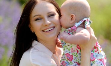Dainininkė ir radijo laidų vedėja Simona: nerimas tapus mama neišvengiamas