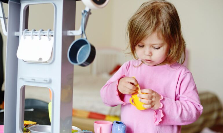 Edukologė: kokį žaislą pirkti vaikui
