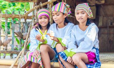 Filipinai uždraudė vaikų santuokas