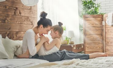 Gera žinia dėl "mamadienio" ir vieną vaiką auginantiems tėvams