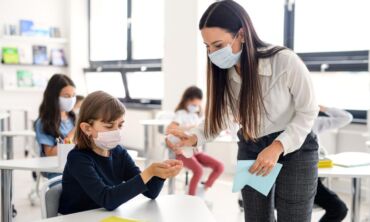 Įvedus karantiną ikimokyklinis ir pradinis ugdymas tęsis dėl vaikų ir tėvų