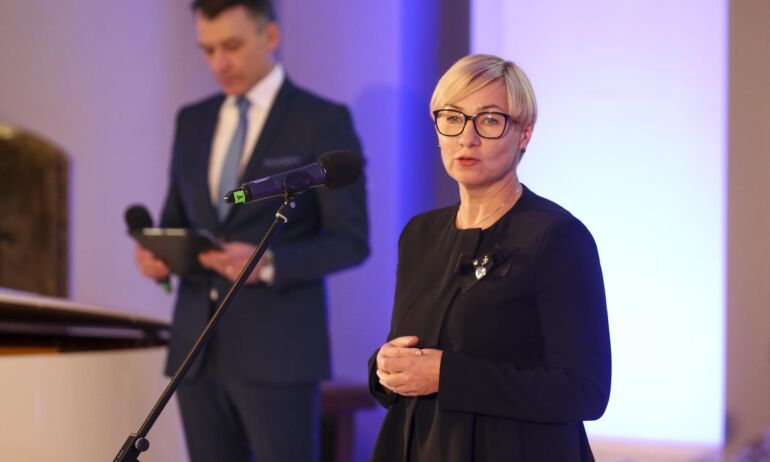J. Šiugždinienė: išduoti mokiniams galimybių pasą su antigenų testu pritrūktų pajėgumų