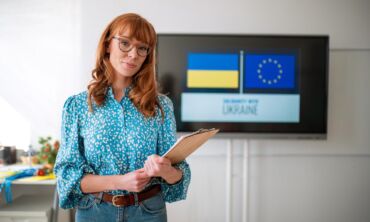 J. Šiugždinienė: jau yra galimybė samdyti ukrainiečių mokytojus