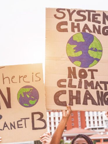 JT ataskaita: klimato kaita kelia grėsmę visų pasaulio vaikų ateičiai