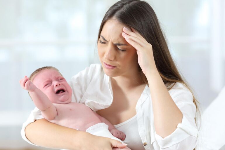 Kai mama specialiai susargdina vaiką: kas yra Miunhauzeno sindromas