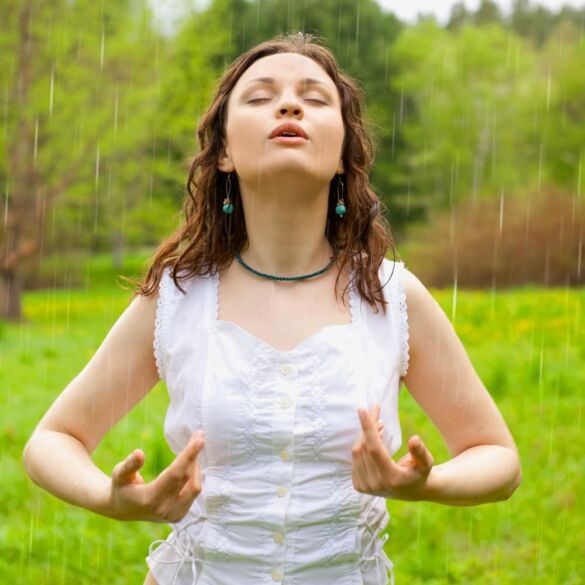 Kaip meditacija gali padėti jauniems tėvams?