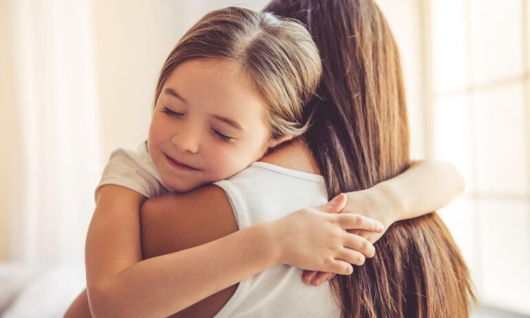 Kas yra išmintinga tėvų meilė ir kodėl mes užauginame nelaimingus vaikus