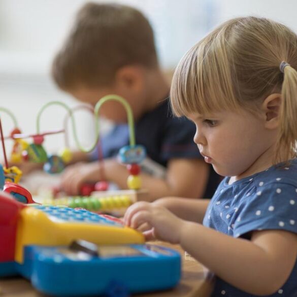 Kokio amžiaus vaikui geriausia pradėti lankyti darželį: psichologės komentaras