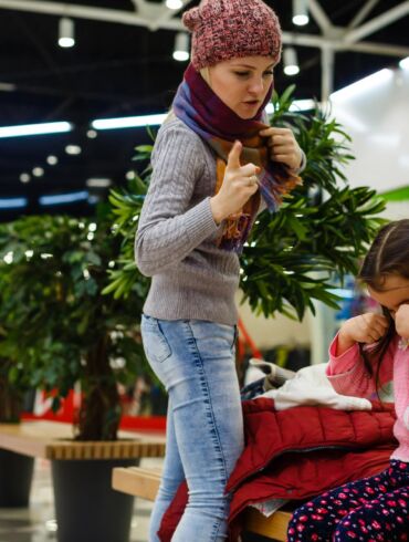 Kokiomis aplinkybėmis galite pakliūti į vaiko teisių tarnybos akiratį?