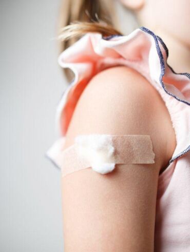 Lietuvos mokslininkai įsitikinę – mitas apie tymų vakcinos ir autizmo sąsajas yra didžiausia klastotė medicinos istorijoje