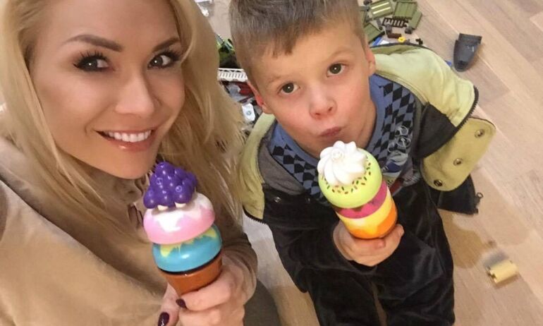 Natalija Bunkė: žaislai padeda sūnų lavinti ir motyvuoti