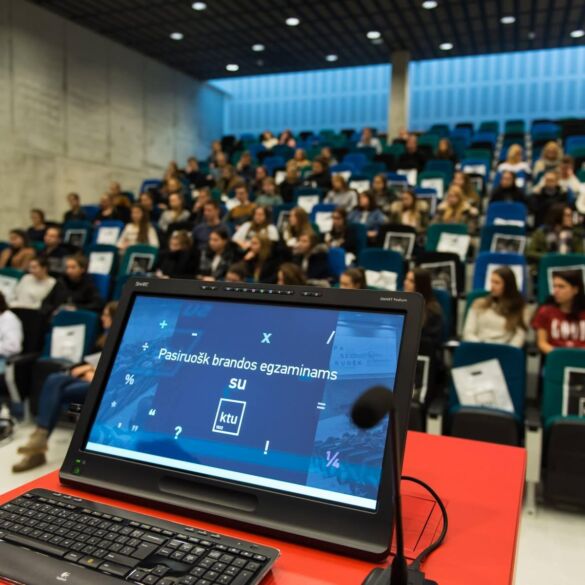 Nauja KTU iniciatyva: mokinius kvies ruoštis lietuvių kalbos ir literatūros valstybiniam brandos egzaminui