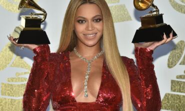 Nėščia Beyonce paviešino naujausias savo nuotraukas