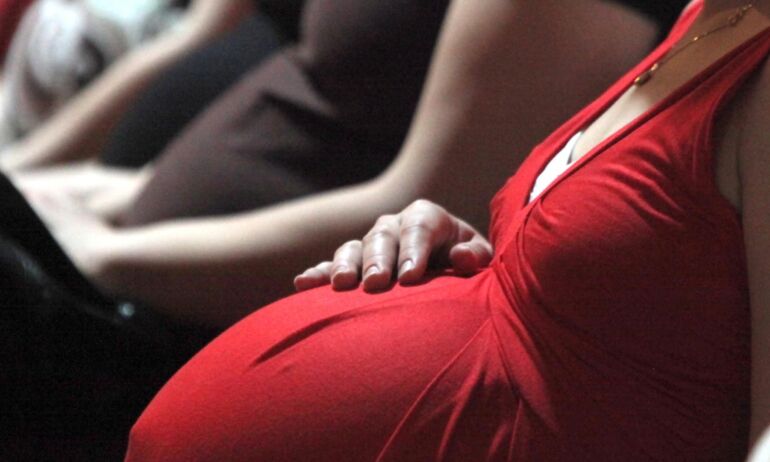 Net 60 proc. nėščiųjų elgiasi rizikingai