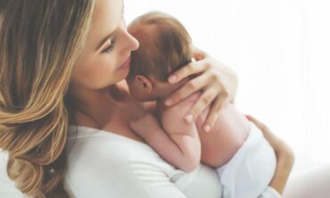 Pagimdžiau ir nenoriu žindyti: psichoterapeuto komentaras