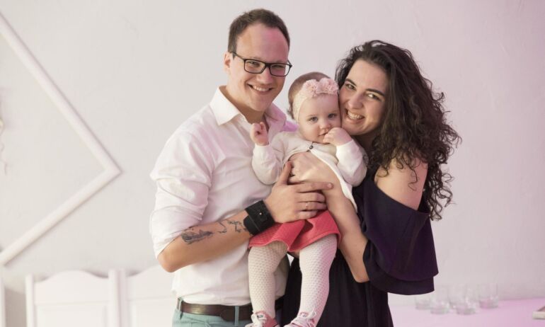 Papuošalus iš cemento kurianti Greta paneigė skeptikų prognozes: tapus mama veiklų tik padaugėjo
