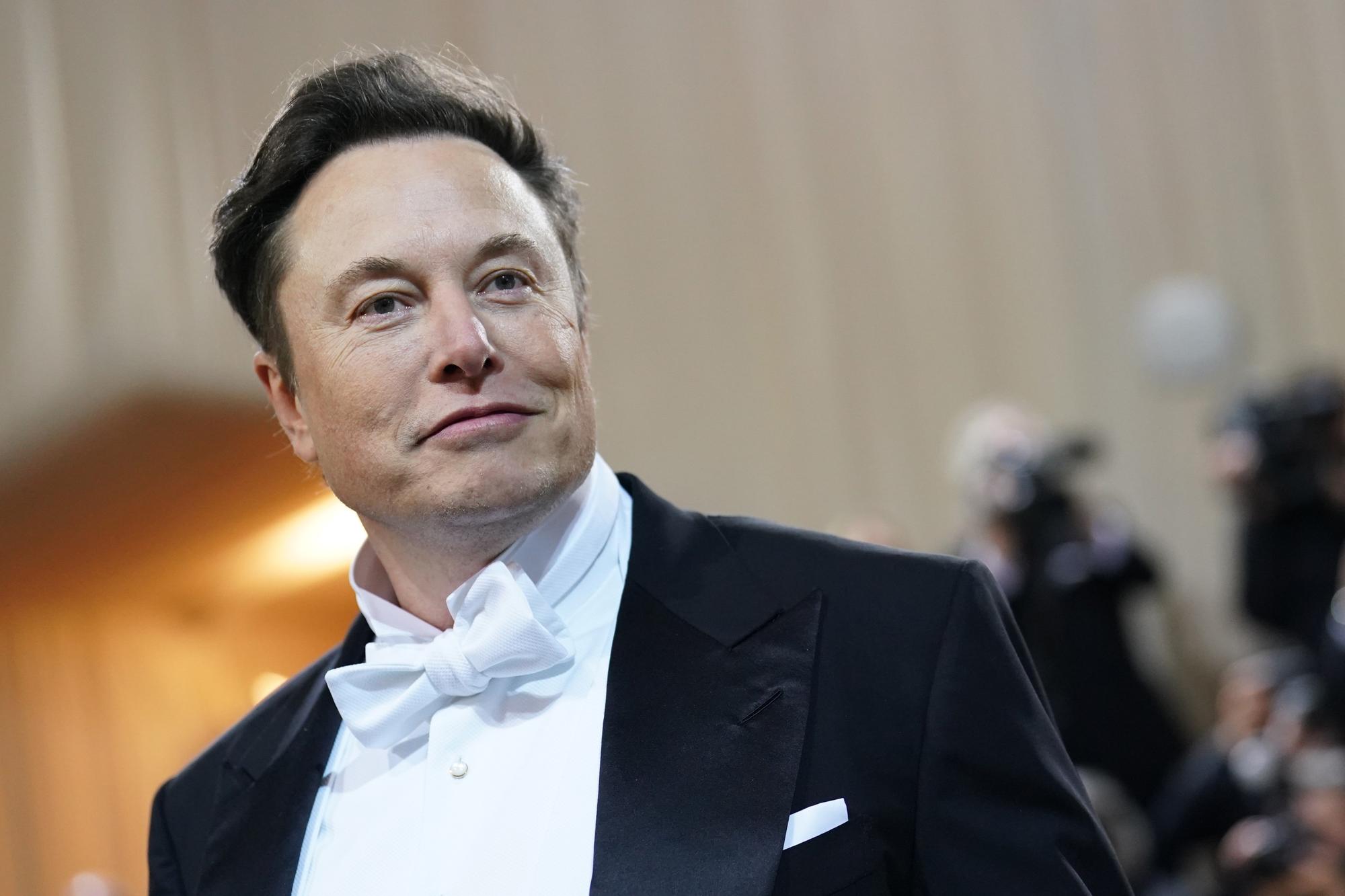 Pasak turtingiausio planetos žmogaus E. Musk