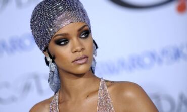 Paskutiniais mėnesiais nėščia Rihanna pademonstravo itin atvirus kadrus: vieni gyrė