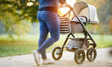 Pirmą kartą Lietuvoje organizuojamas vežimėlių paradas: tikisi šimtų dalyvių