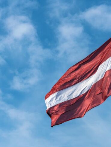 Populiariausi vaikų vardai Latvijoje: koks kaimynų TOP10?