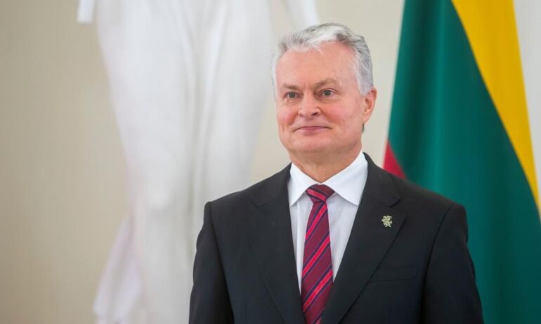 Prezidentas: patriotinis ugdymas turi tapti privaloma švietimo dalimi