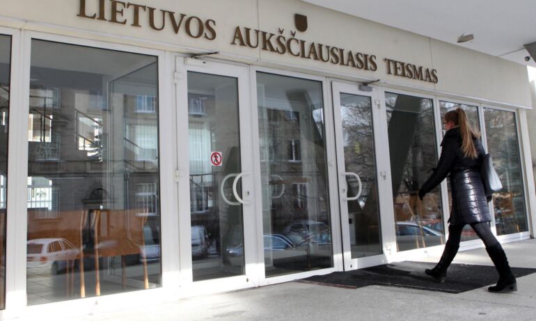 Prieš neįgalų vaiką smurtavusiam socialinio darbuotojo padėjėjui skirta piniginė bauda