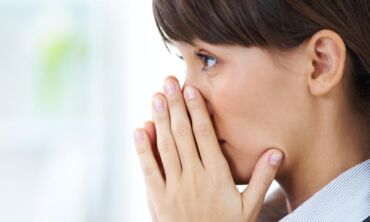 Psichologė: kaip atpažinti panikos ataką ir kokia geriausia pirmoji pagalba sau