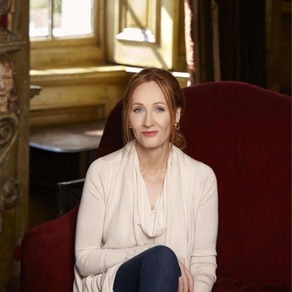 Skaitytojai pasitinka naująją J. K. Rowling knygą: berniukas ir jo žaislas netrukus pakeis pasaulį