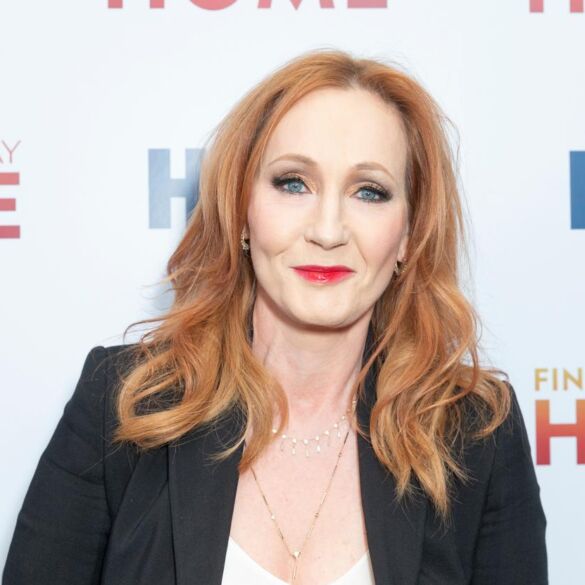 Spalį pasirodys nauja J. K. Rowling knyga vaikams
