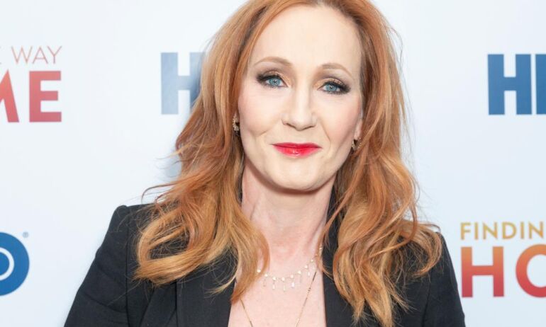 Spalį pasirodys nauja J. K. Rowling knyga vaikams