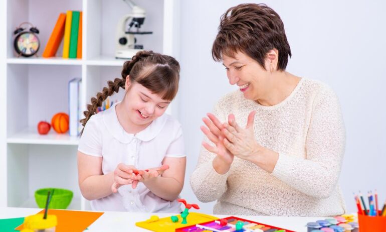 Specialiųjų poreikių turintiems mokiniams mokyklose siekiama leisti mokytis iki 23 metų