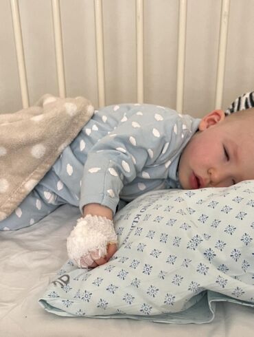 Staiga vyro netekusi Sigita augina inkstų vėžiu sergančią dukrelę: su vaiku gyvenimą lipdo iš naujo