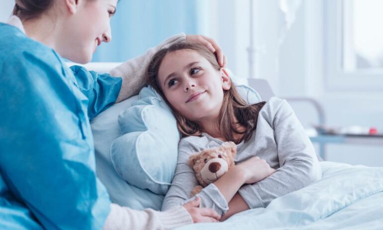 Svarbiausia informacija apie plaučių uždegimą: kuo skiriasi nuo bronchito ir kaip jį gydyti