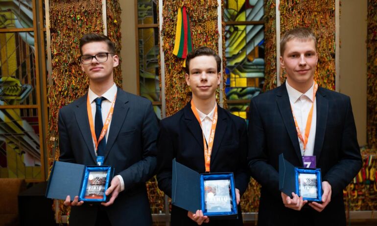 Trečiąjį Demokratijos žinių konkursą laimėjo gimnazistas iš Kauno