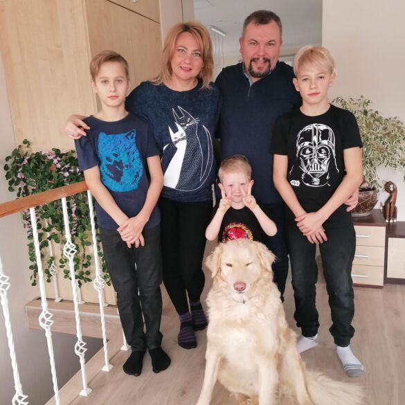 Tris be tėvų globos likusius broliukus priglaudęs Marius: esu laimingas