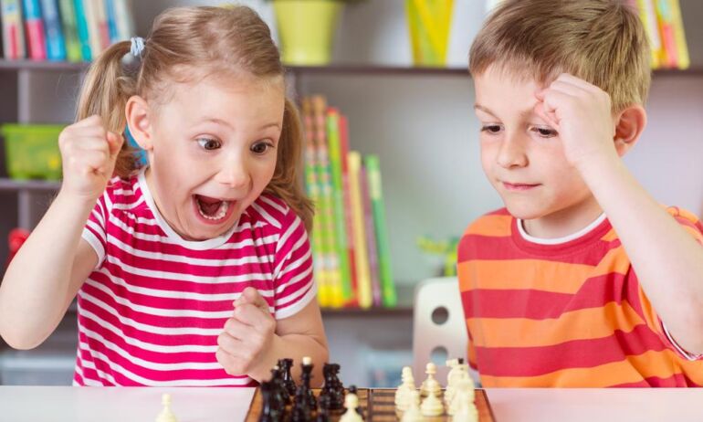 Vaikų psichologė apie žaidimus: laisvo žaidimo kultūra silpsta