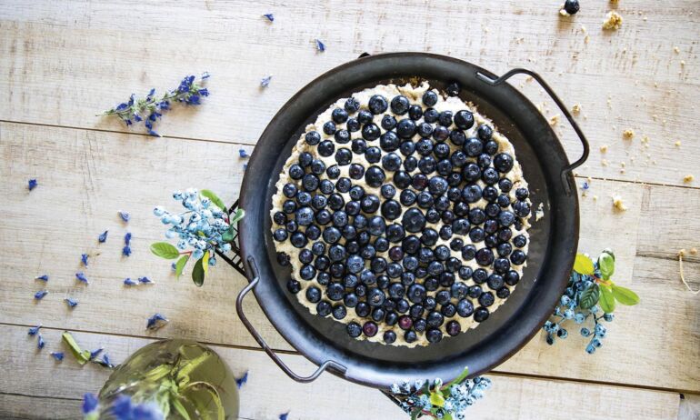 Veganiška tarta su anakardžių kremu