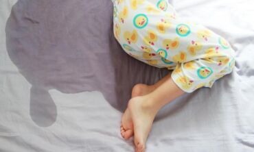 Vėl šlapia lova? Kaip tėvai gali padėti savo vaikams