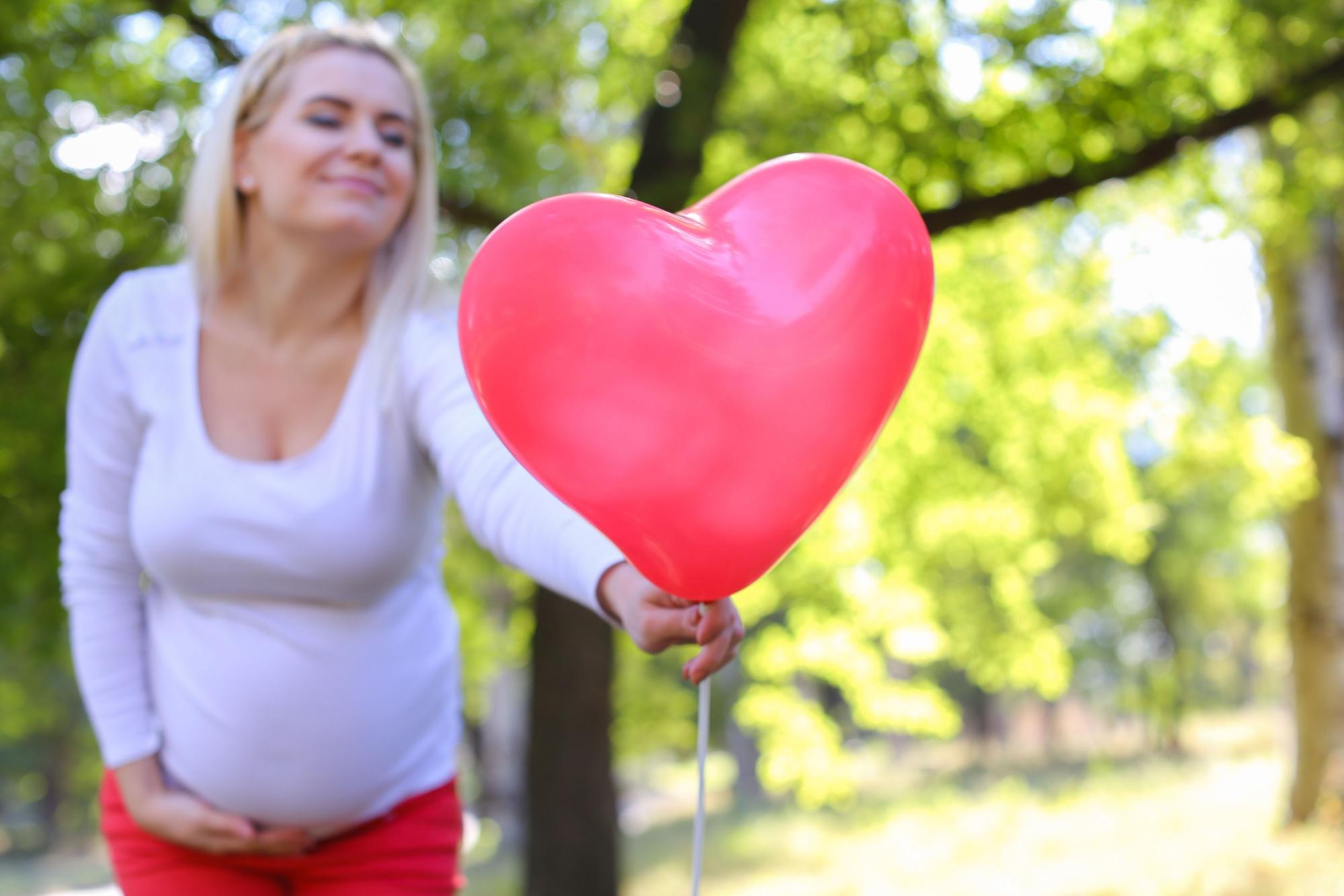 Žinutė apie laukiamą septintą vaikelį tirpdo internautų širdis