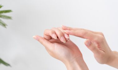 Nagų stiprinimas / shutterstock