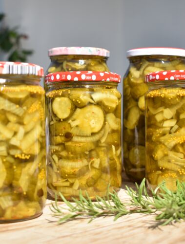 Saldžiarūgštis agurkų marinatas