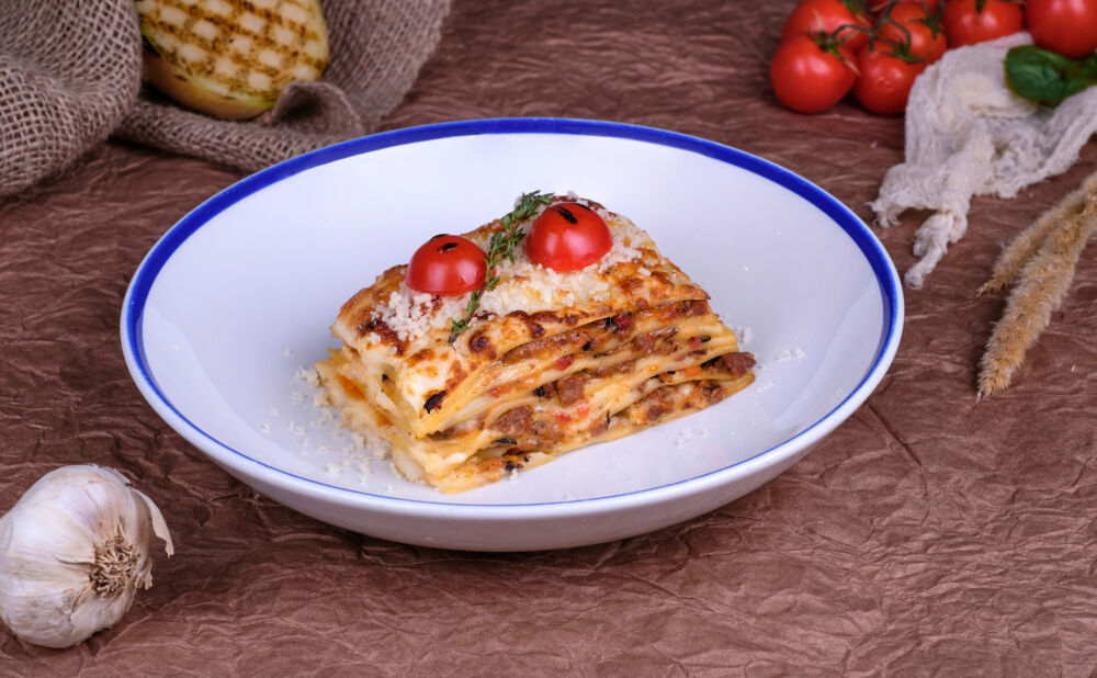 Klasikinė lazanija su mėsa: itališkas skonis jūsų namuose
