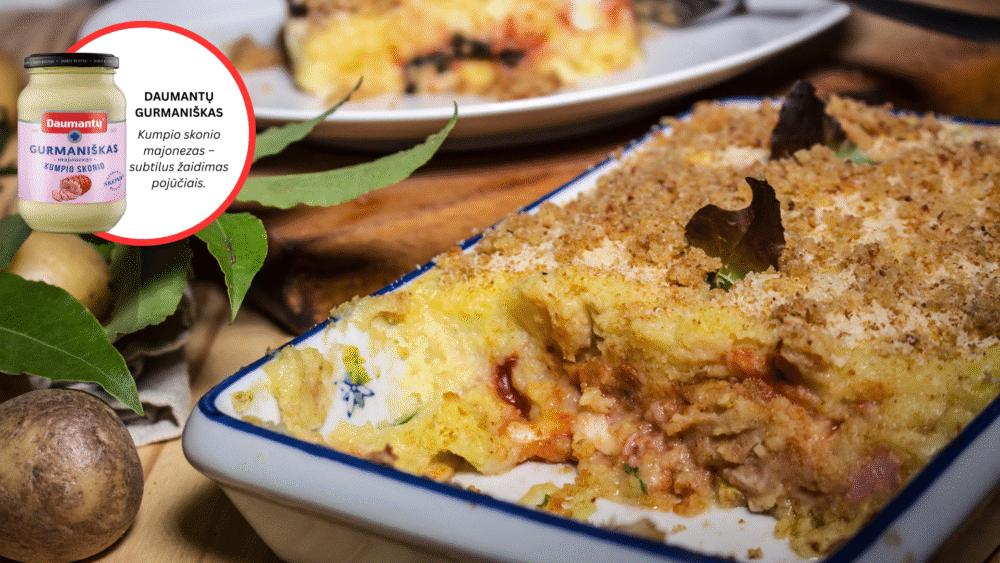 Bulvių ir kumpio apkepas su sūriu ir majonezo užpilu: jaukios vakarienės skonis